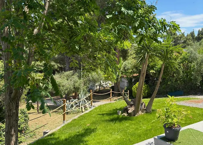 Casa At The Of The Hill Vila Paliouri
